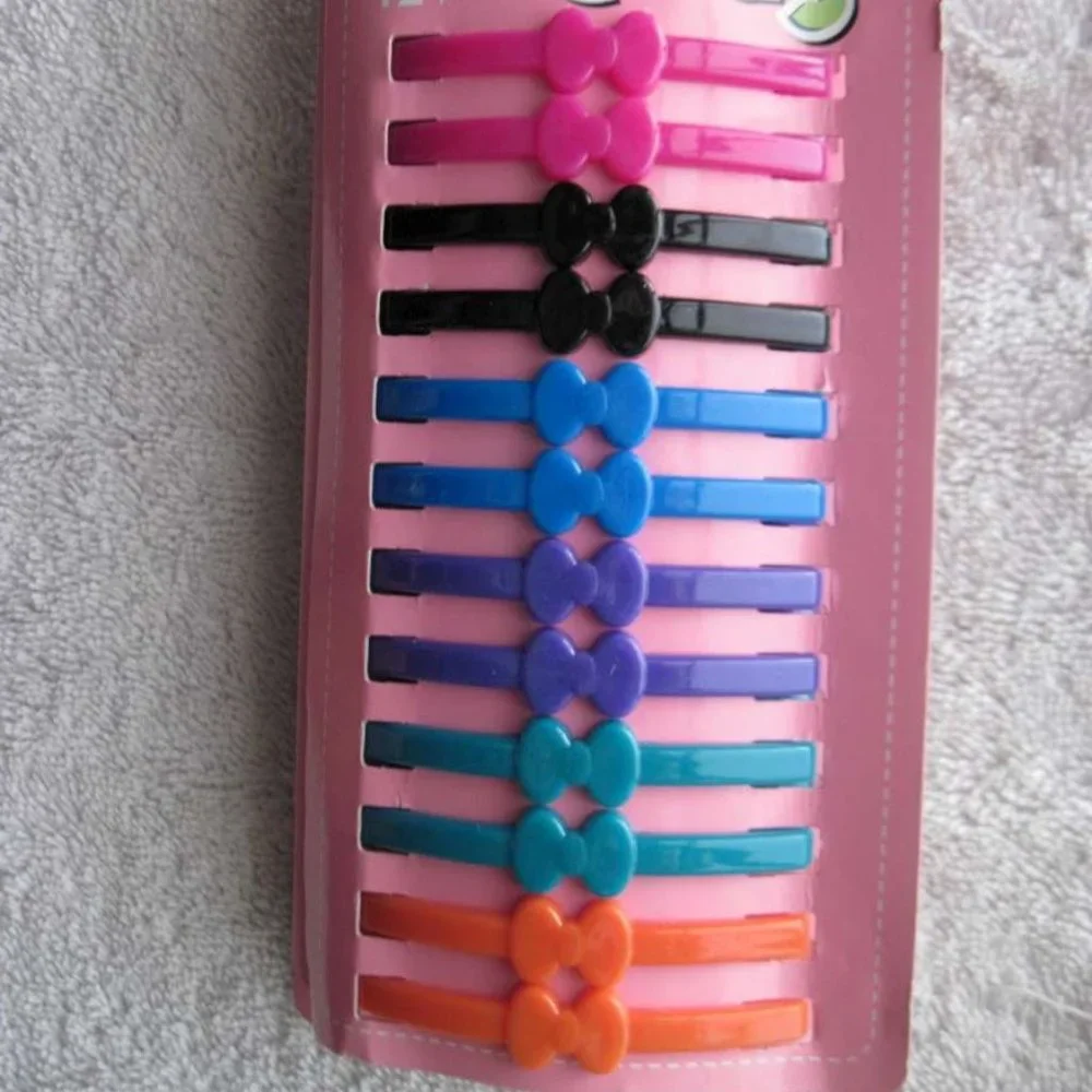 12 Eye Candy Bright All Plastic Flat Tight Hair Barrettes Clips Pins No Metal